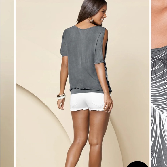 ๐ Venus brand size medium cold shoulder top - Picture 3 of 8